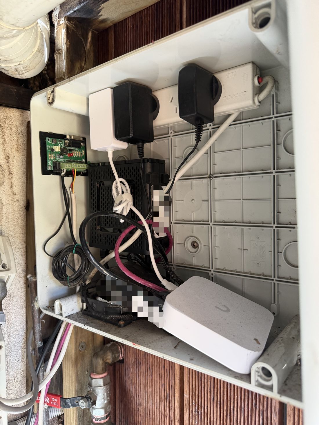 Equipment and wiring inside the on-site enclosure